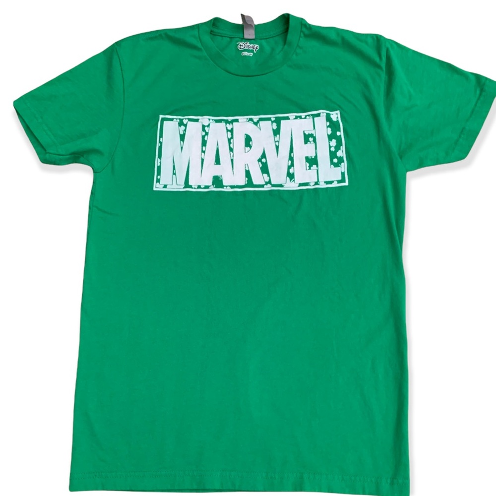 ☘️NEW🍀 Marvel Logo Shamrock T-shirt Men’s small Crewneck  or BoyXL